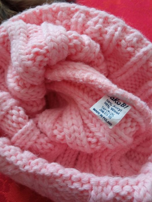 Продам новые детские шапочки для девочек