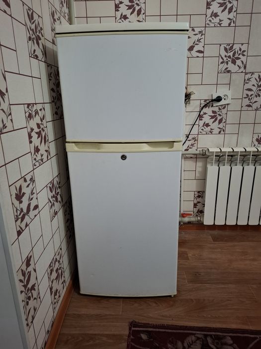 Холодильник сатылады