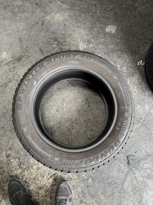 225/55/17 dunlop