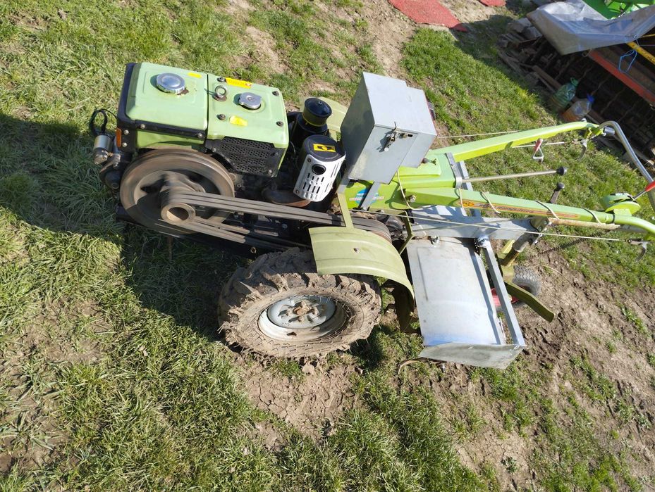 Motocultor de 12.5 CP diesel