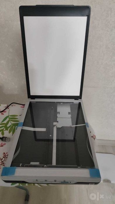 Продается сканер epson perfection v19