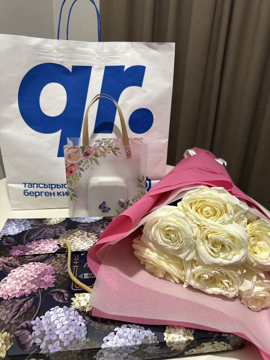 Букет цветы белые розы