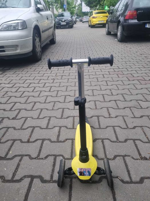 vand trotineta oxelo 3 roti B100 galben negru si trotineta scooter roz mal play