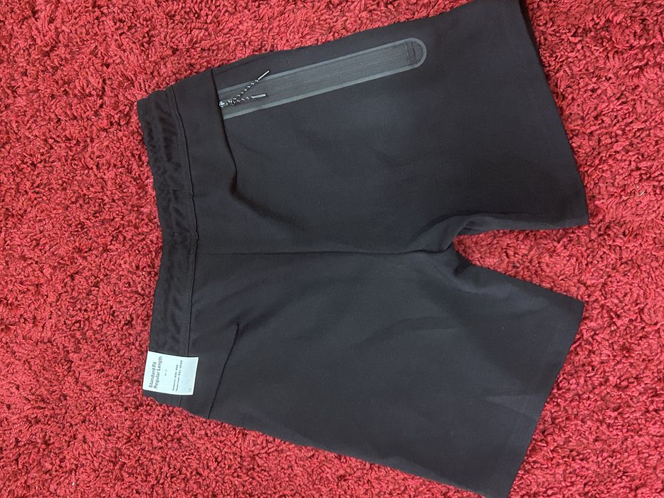 Nike tech shorts black, marimea M, L