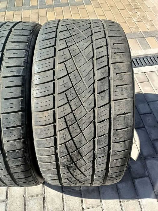 Шины 295/35 R21 - "Continental ExtremeContact DWS 06 Plus" (Чехия).
