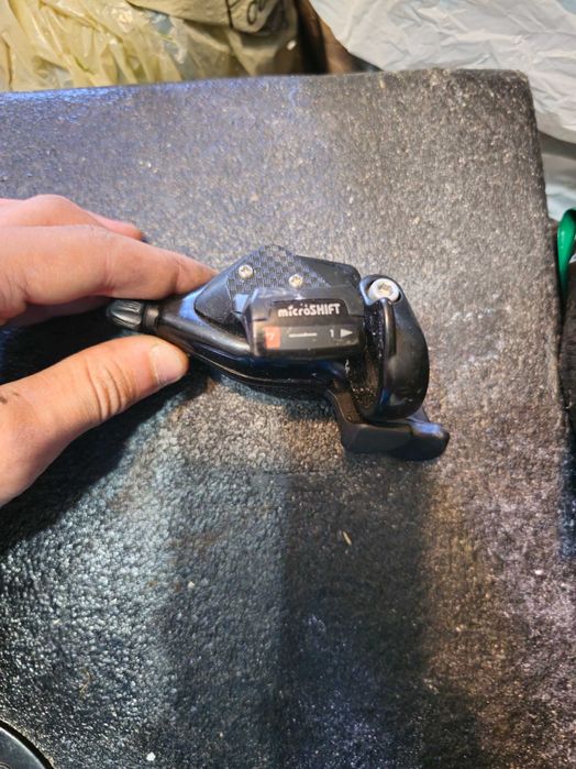 schimbator/maneta   MICROSHIFT  7 viteze