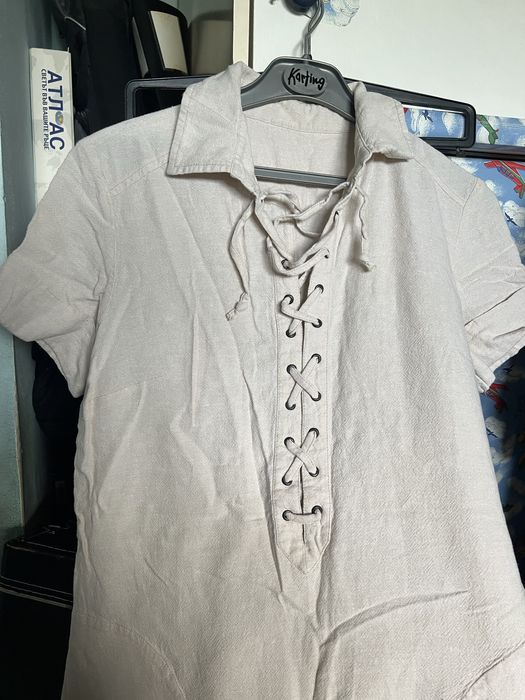 Само за 20 лв, прекрасна френска рокля със състав 100 % лен.