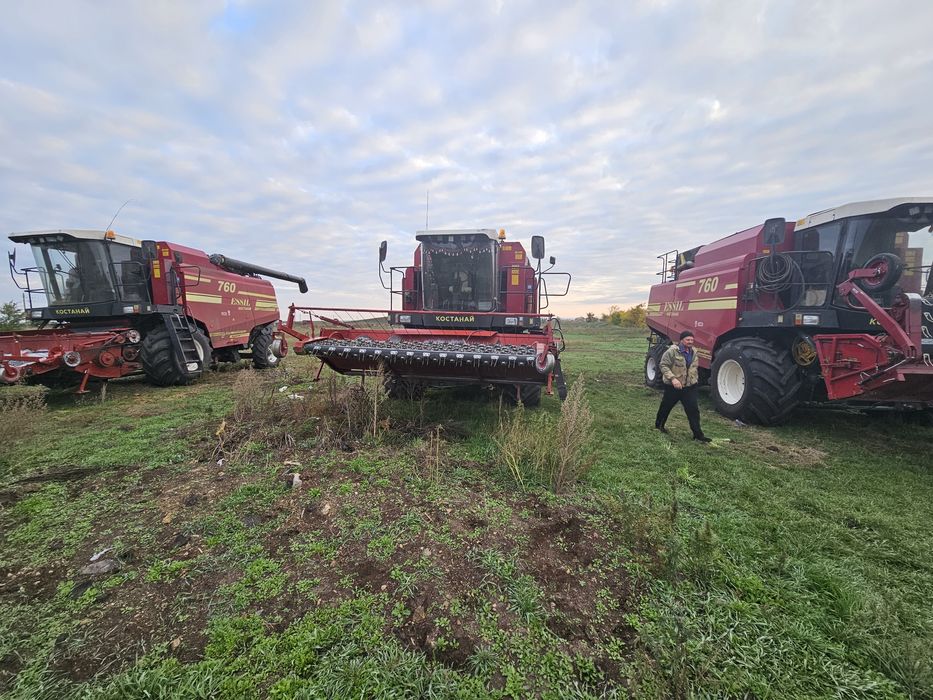 Комбайн Есиль 760