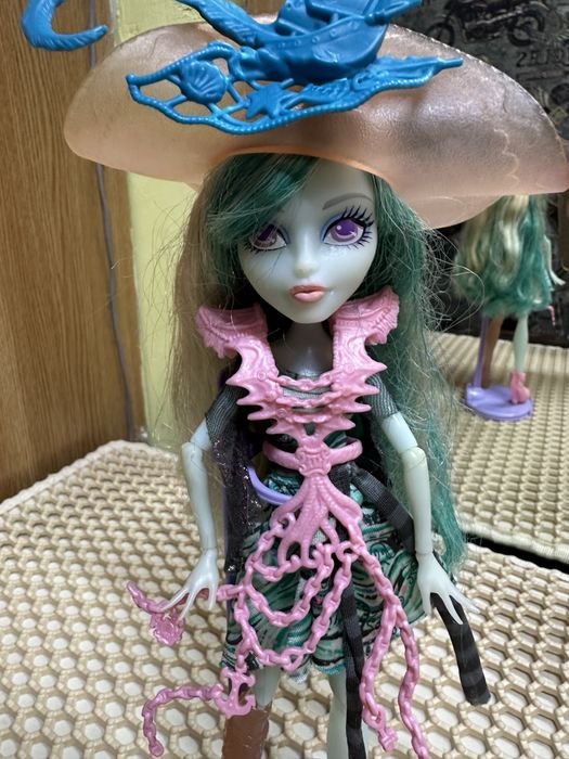 Продам куклу монстр  хай!