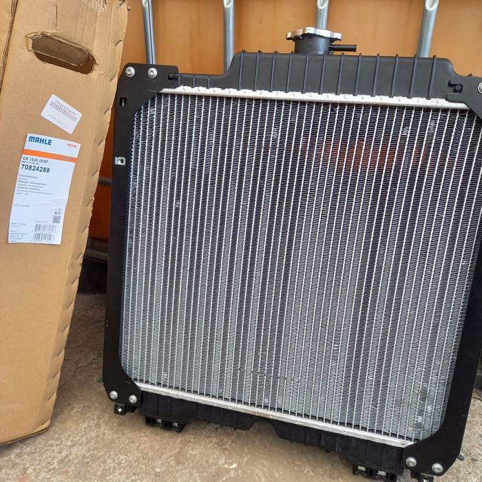 Radiator Nou Case JX 95/New Holland TD95D