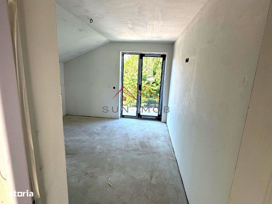 Casa noua, P+M, 4 camere, terasa, teren 550 m2, central, CORNU