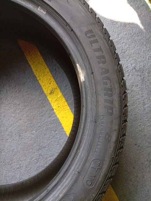 245 45 18 Goodyear  2023