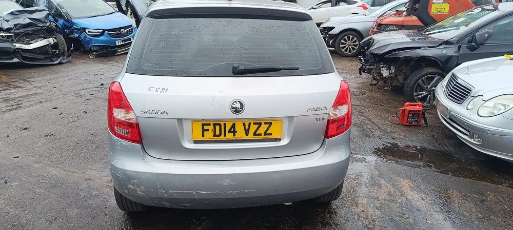 Dezmembrari / Dezmembrez Skoda Fabia 2 (5J, 542) [Fabr 2007-2014] 1.6 TDI CAYC cutie viteze manuala cod culoare LA7W
