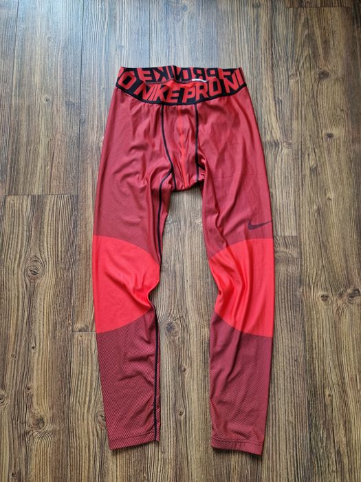 Страхотен мъжки клин ADIDAS размер 2XL