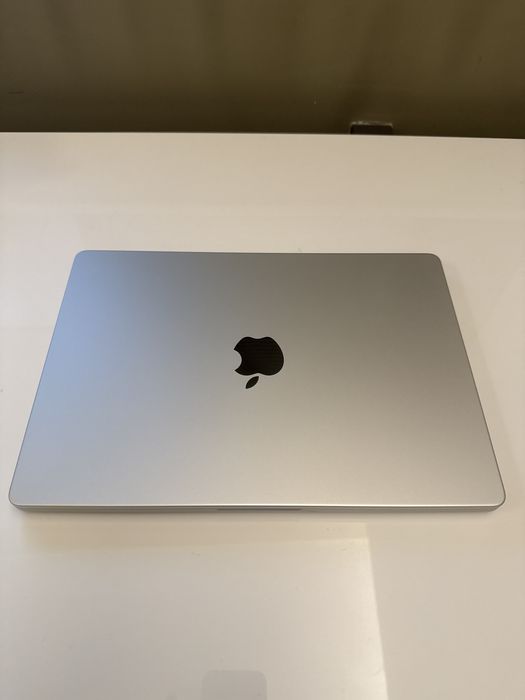 Macbook Pro 14” M5