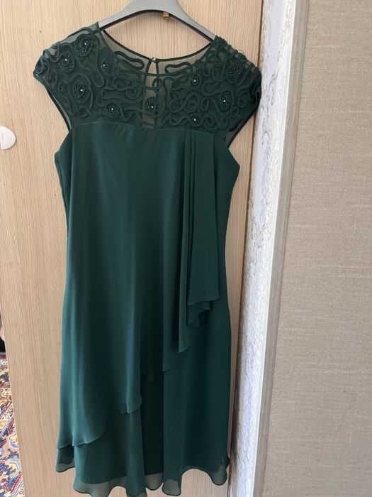 Продам платья