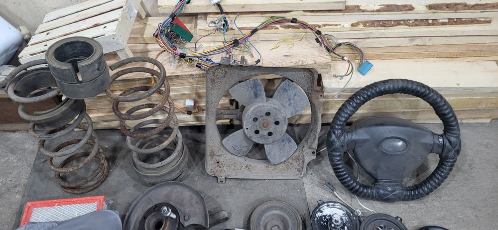 Продам запчасти на ВАЗ 2108-09