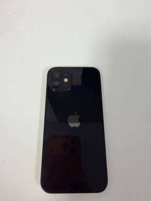 Iphone 12  impecabil