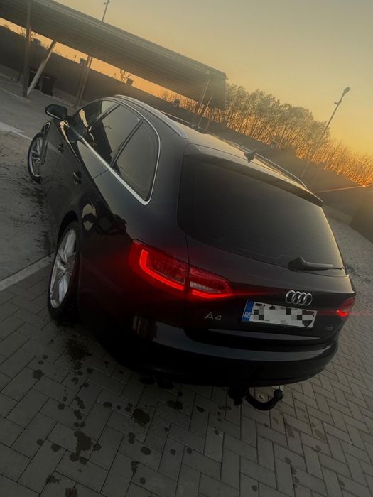Vând Audi A4 B8.5 Break