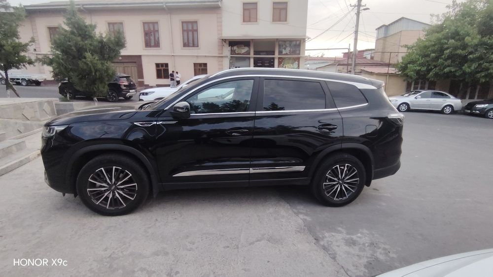 Moshina 2023 yil tiggo 8pro Max