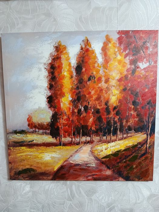 Продаются картины ручной работы .