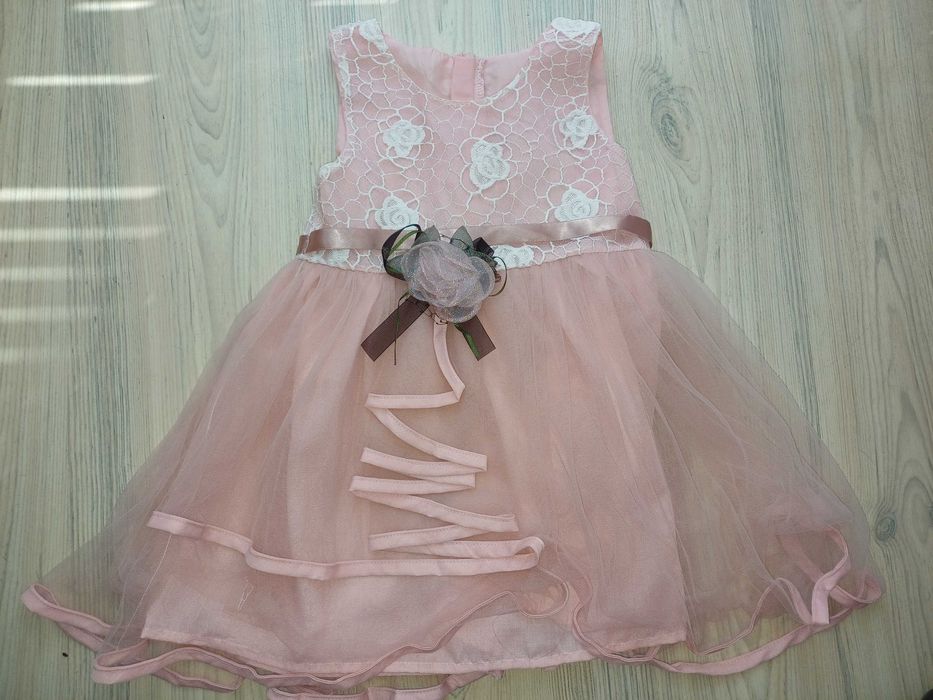 Рокля  размер 2-3 години