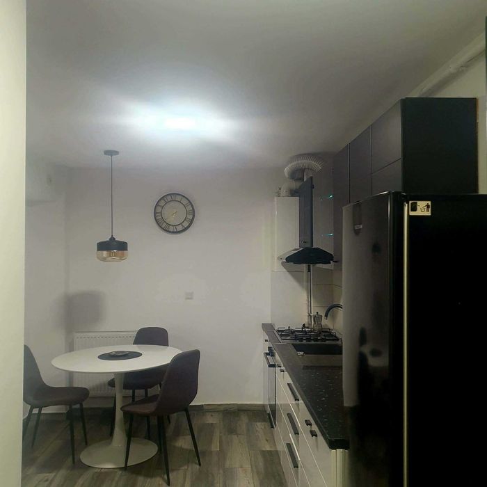 Proprietar,ofer spre inchiriere apartament 1 camera,,faleza