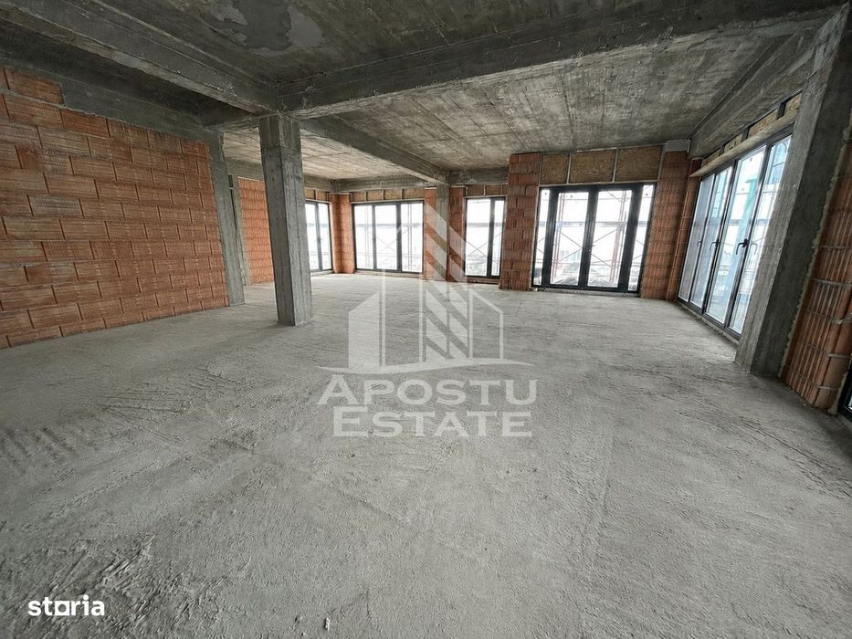 Spatiu comercial 155 mp, parter, open space, central, Dumbravita.