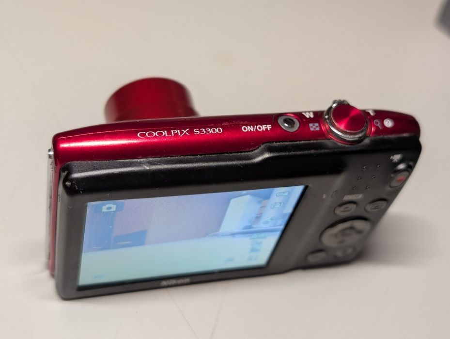 Apart Foto Nikon Coolpix S3300/S3000