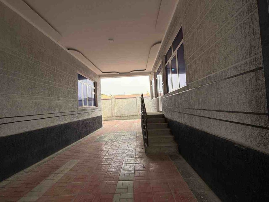 Fargona shaxar nafosat MFY san’at saroyi atrofida hovli