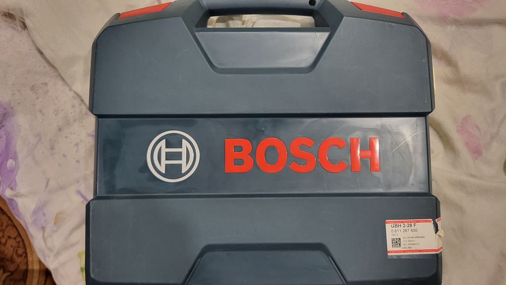 Перфоратор BOSCH