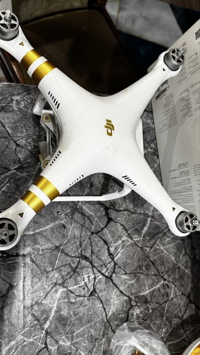 Продаю квадрокоптер