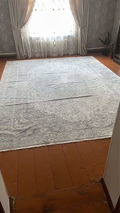 Ақ кілем сатыладыыы