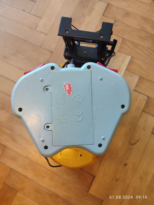 Ретро играчка Мотокар