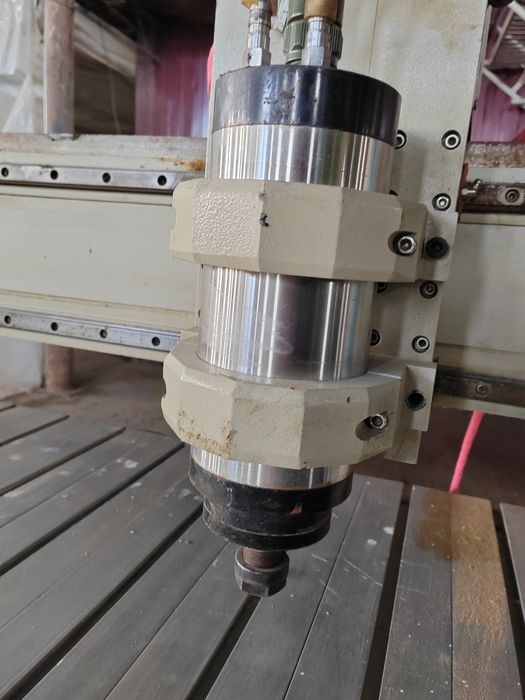 Станок по дереву с ЧПУ