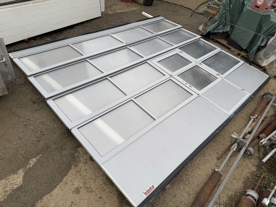 USA SECTIONALA INDUSTRIALA  poarta hala garaj H 360 x L 441 Garantie