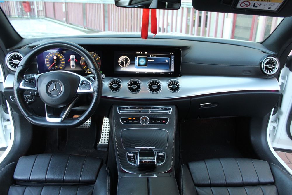 Mercedes E220d, Coupe , pachet AMG , pano , proprietar de 5 ani