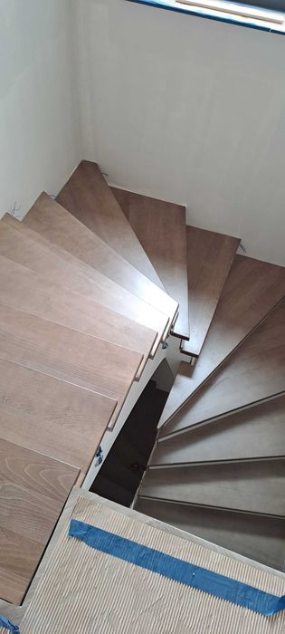 trepte contratrepte din lemn masiv