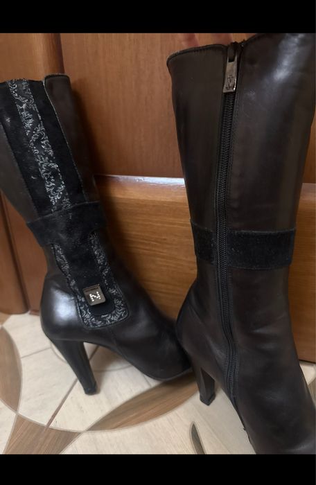 Продаются зимние сапоги