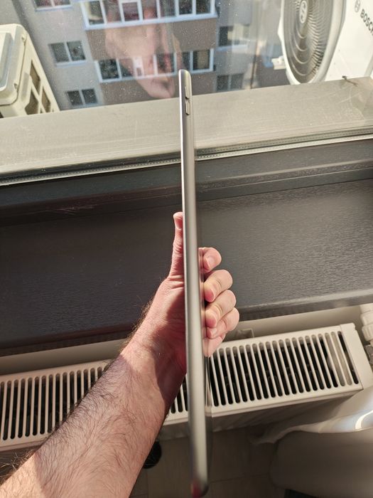 iPad 8 th gen 32 și 128 GB