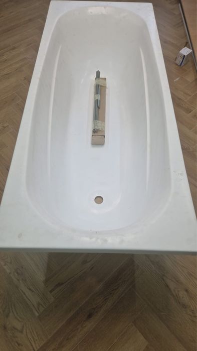 Ванна (қолданылмаған жаңа, пленкасы алынбаған) сатылады
