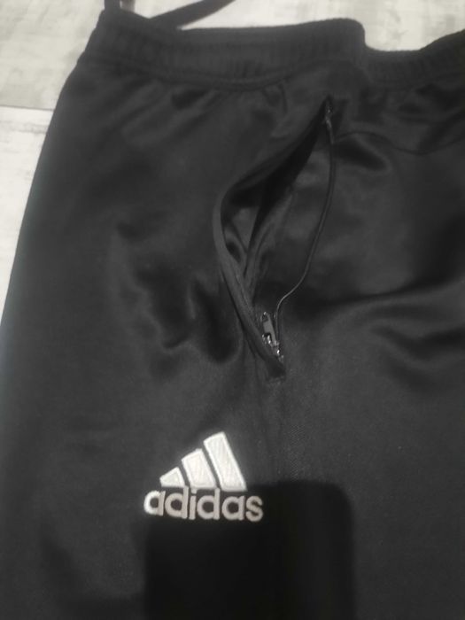 Ново Долнище Adidas