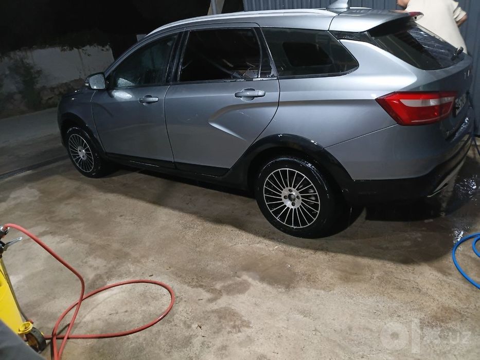 16 lik Diska balon sotiladi  15 vossen diskaga barter bor