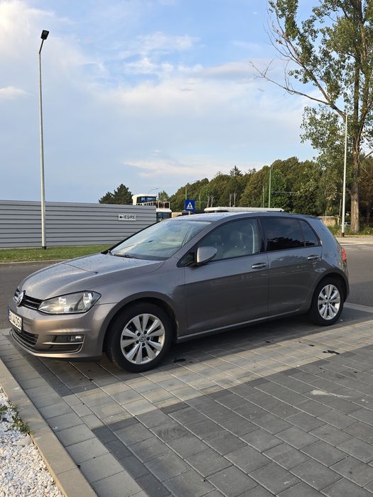 Vând Volkswagen Golf 7, 1.4 benzină , 2017, 168576 km.
Alte detalii la telefon: 0728613151