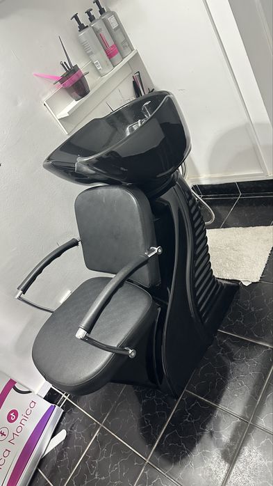 Scafa coafor aproape noua