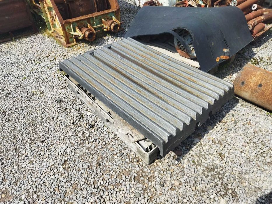 Работна плоча за трошачка ОМ 35