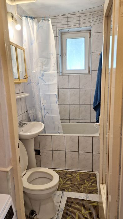 Inchiriez apartament cu 2 camere zona Decebal
