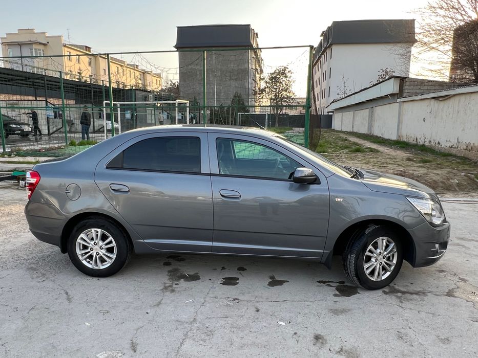 Chevrolet Cobalt 4 pozitsiya, avtomat, 38.000 probeg, 2021 yil, benzin