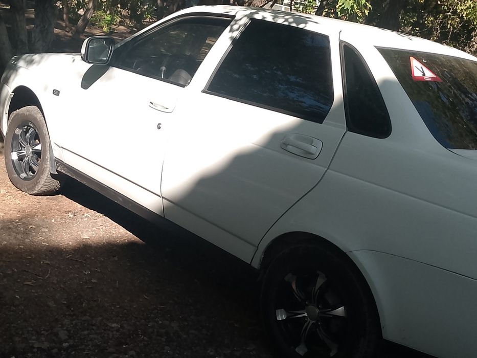 Продам Приору в идеальном состояние