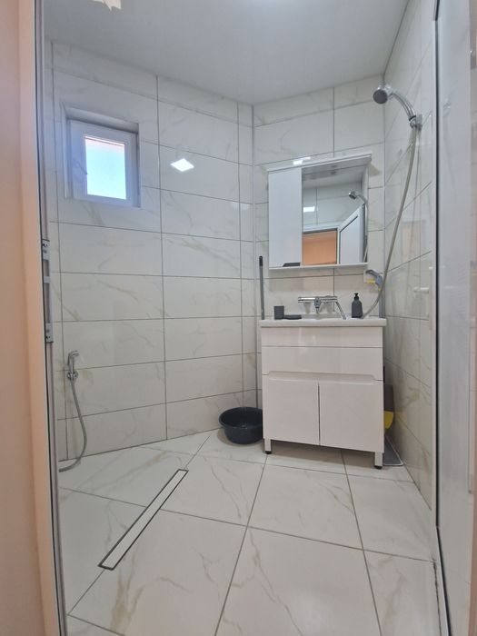 Дава се под наем Тристаен апартамент в Свиленград - 70 кв.м за 510 € - Снимка #8